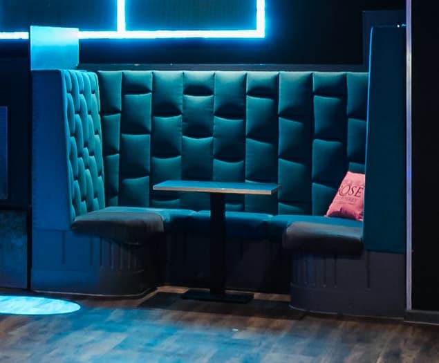 A VIP booth in DUEL's club